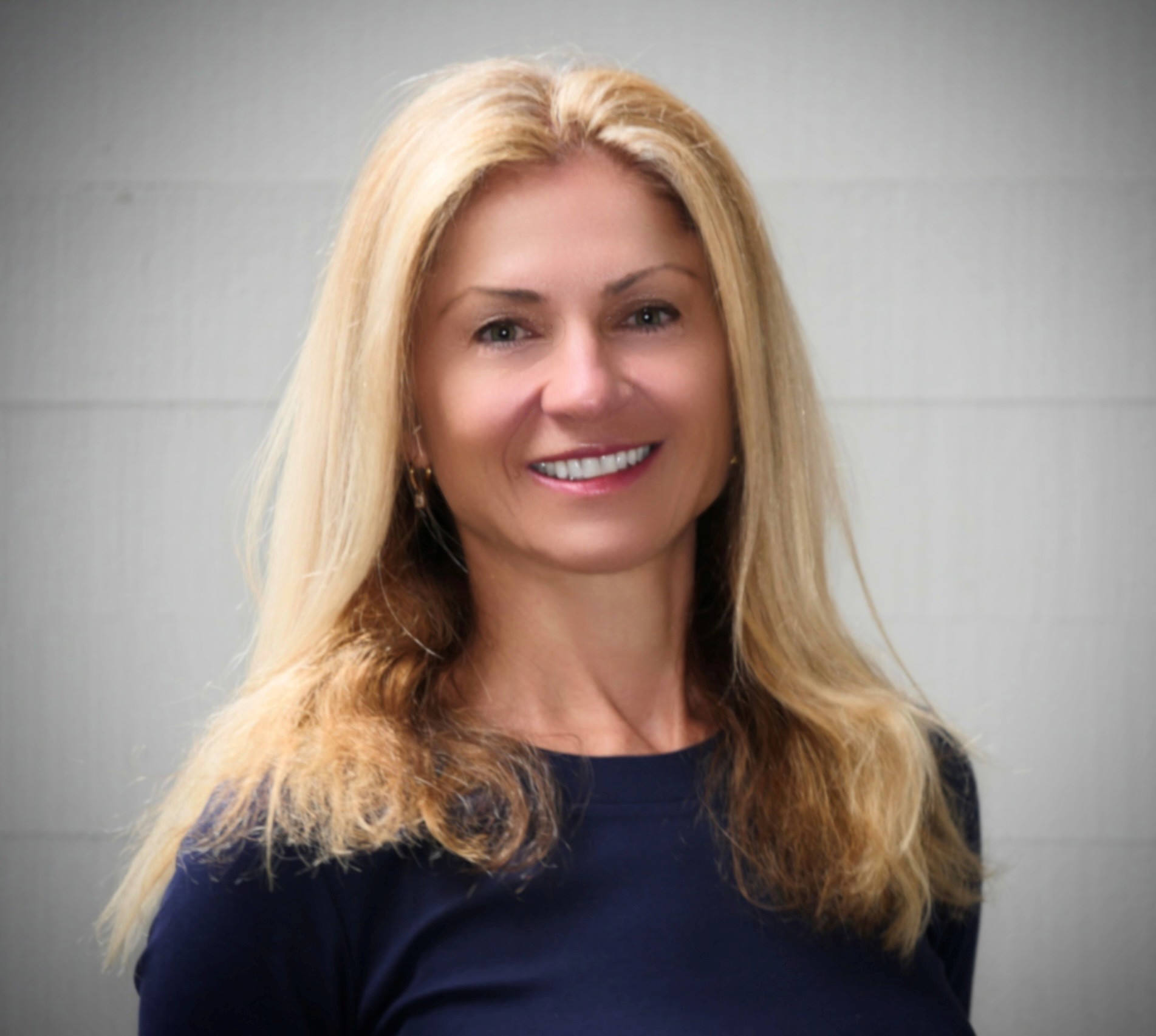 Dr. Daciana Buse, DDS, MSD
